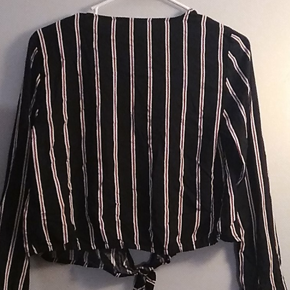 Jacket - Picture 3 of 4